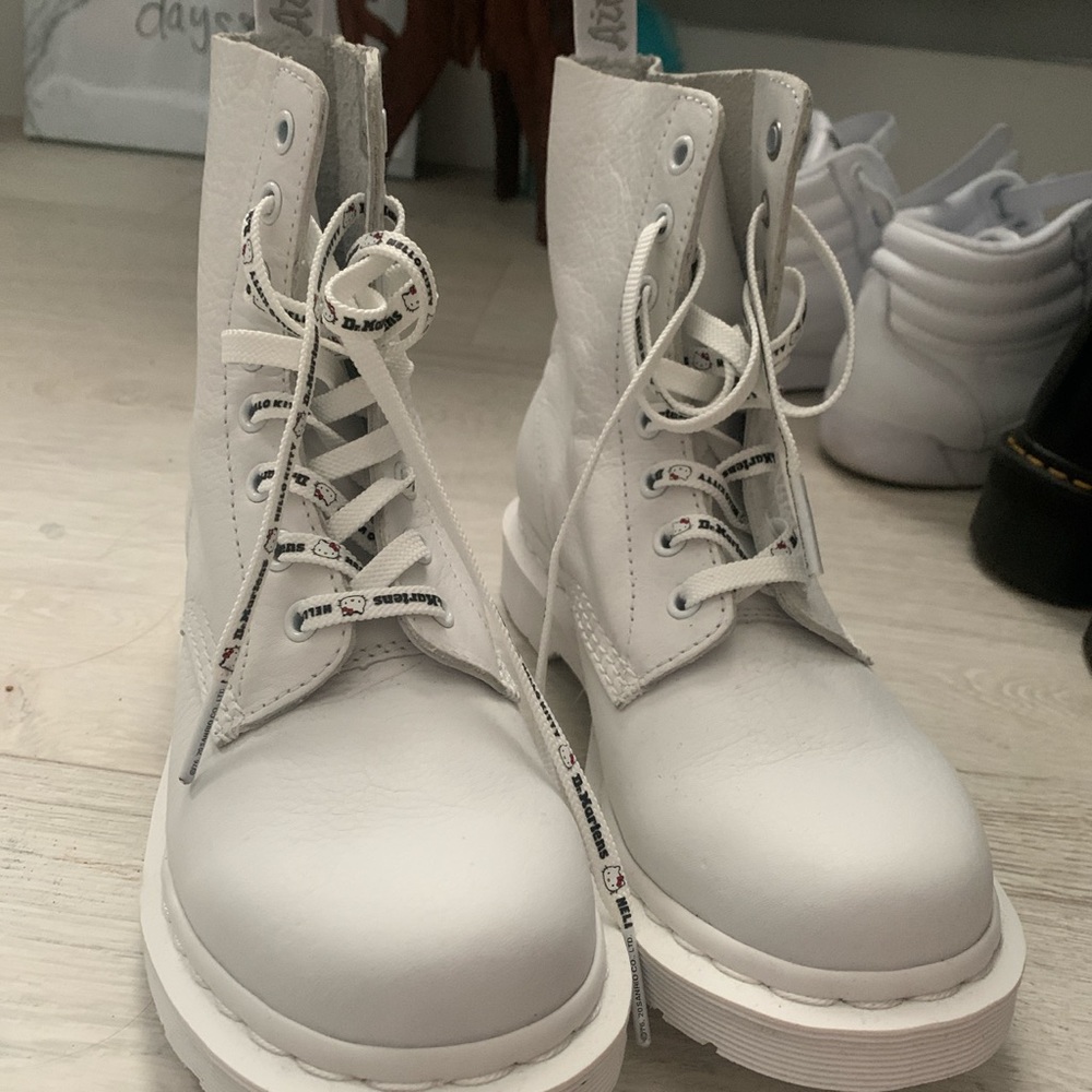 1460 pascal mono all white dr martens